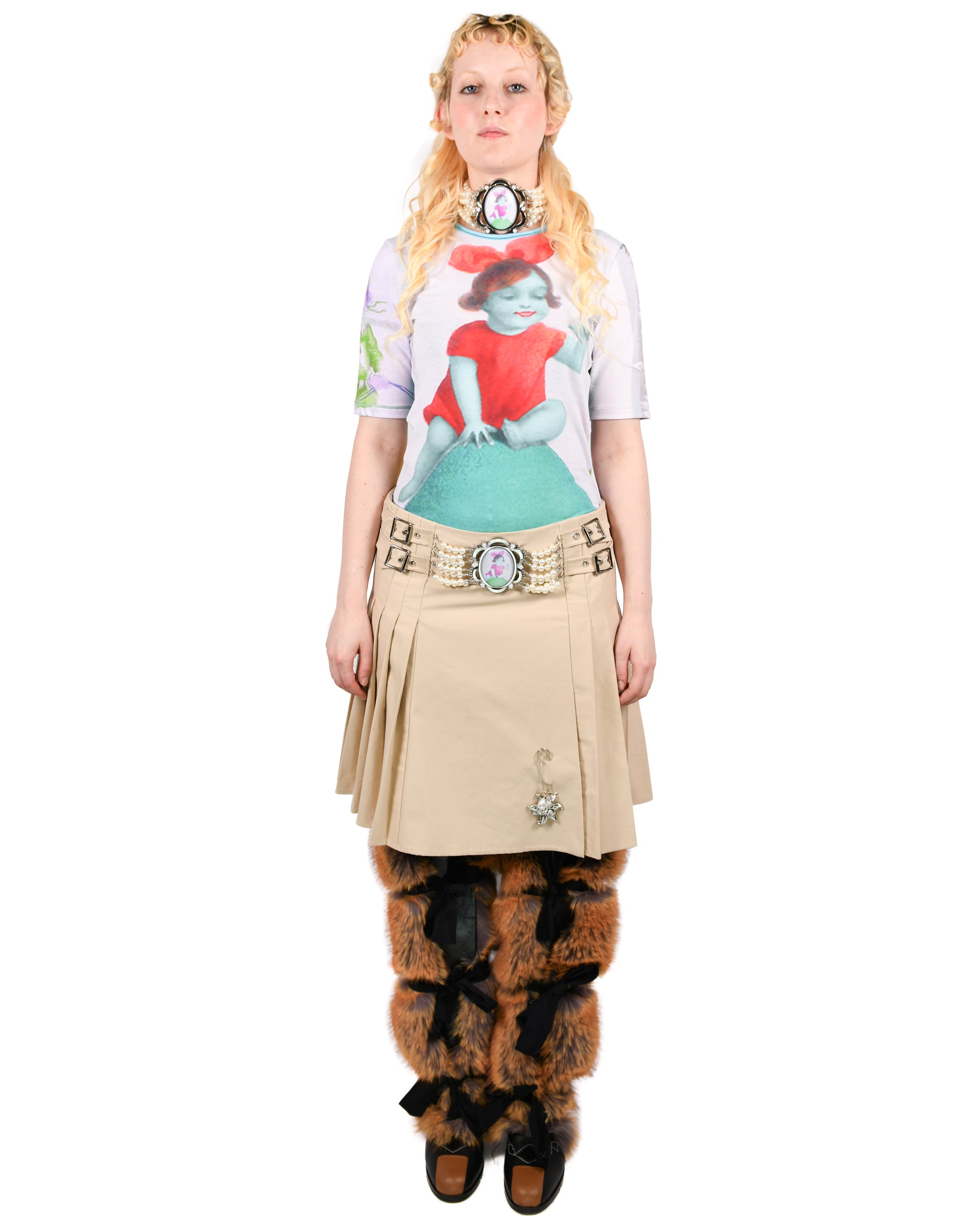 Duff Cameo Pearl Beige Knee Kilt Skirt